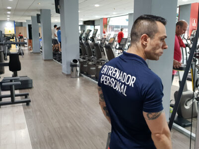 Los beneficios de contar con un entrenador personal