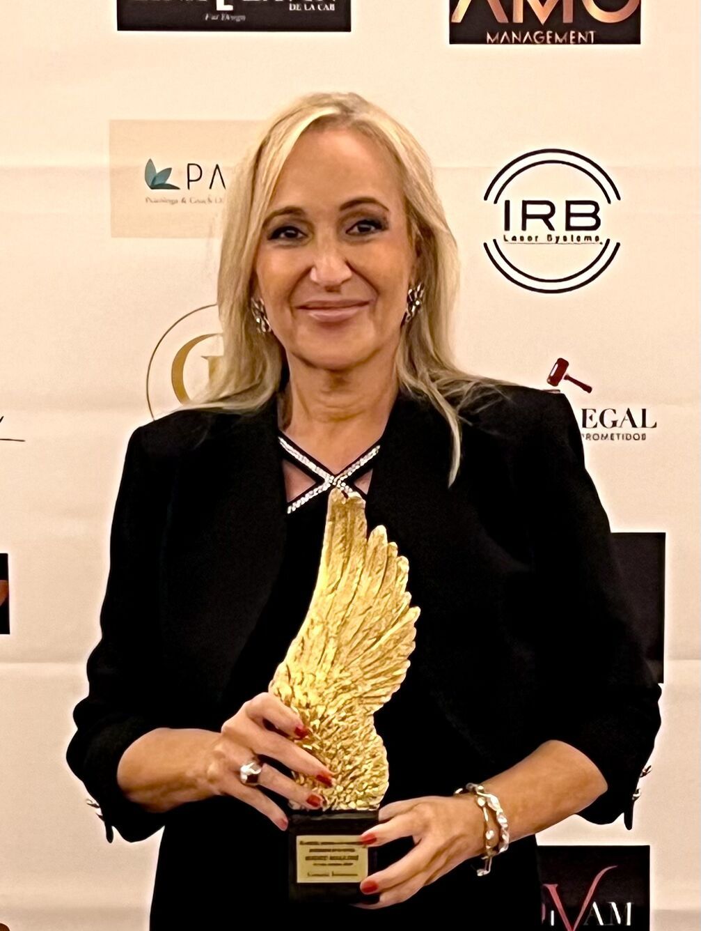 Doctora Gracia Moreno premio a la trayectoria profesional madrid magazine