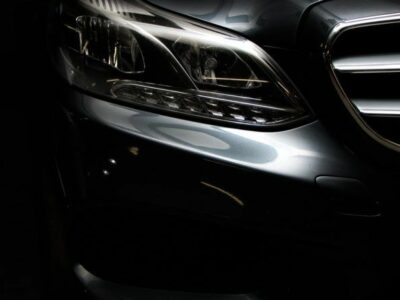 Escoem analiza la deducibilidad del IVA en vehículos comerciales