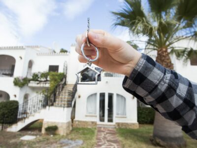 Los alquileres turísticos representan solo el 0,5% del parque de viviendas en España, según un informe de Airbnb