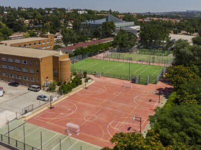El Colegio Santa María de los Rosales, entre los 100 mejores colegios de España según el ranking MiCole.net 2025