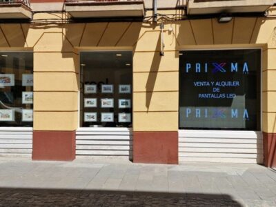 PRIXMAPRO explica las ventajas de usar pantallas LED publicitarias en los negocios