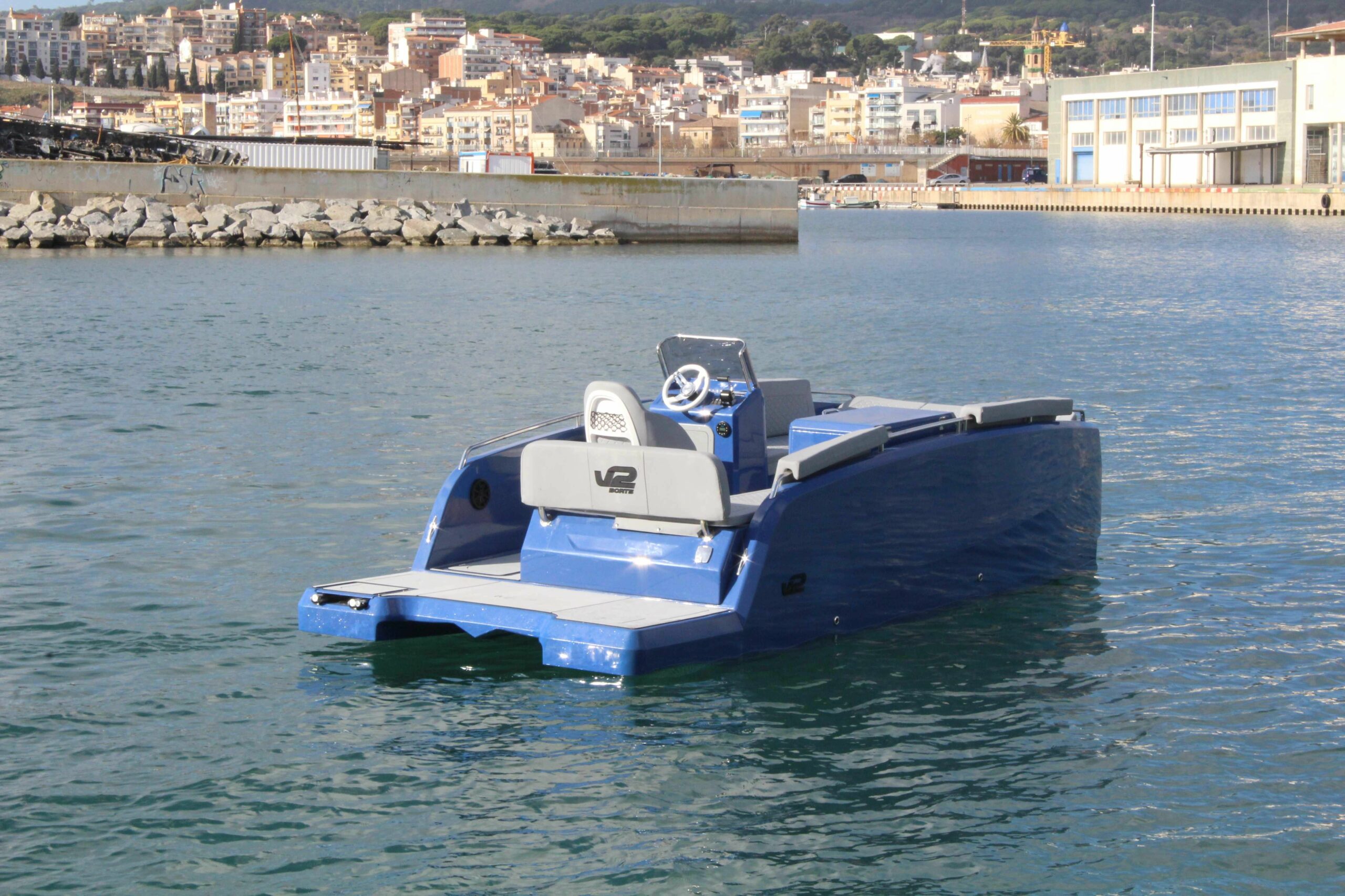 V2 GROUP CATAMARN 3D 2 scaled