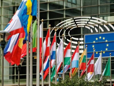Los inversores estadounidenses apuestan fuerte por Europa: entradas récord en ETF europeos en 2025