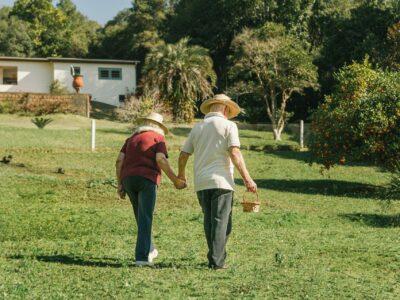 Holidu desvela las ciudades más envejecidas de España