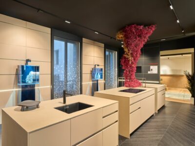 Küppersbusch potencia el diseño minimalista de un espacio de Casa Decor con su gama MattBlack