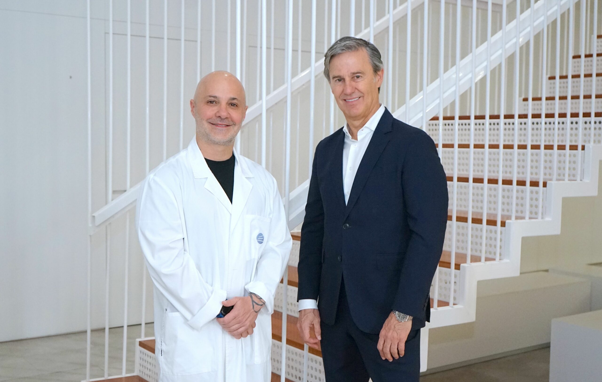 Dr Tabush y Dr Ruiz Clinica Dermatologica Internacional scaled