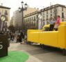 Galerías del Tresillo convierte el sofá en arte urbano para celebrar su 50 aniversario