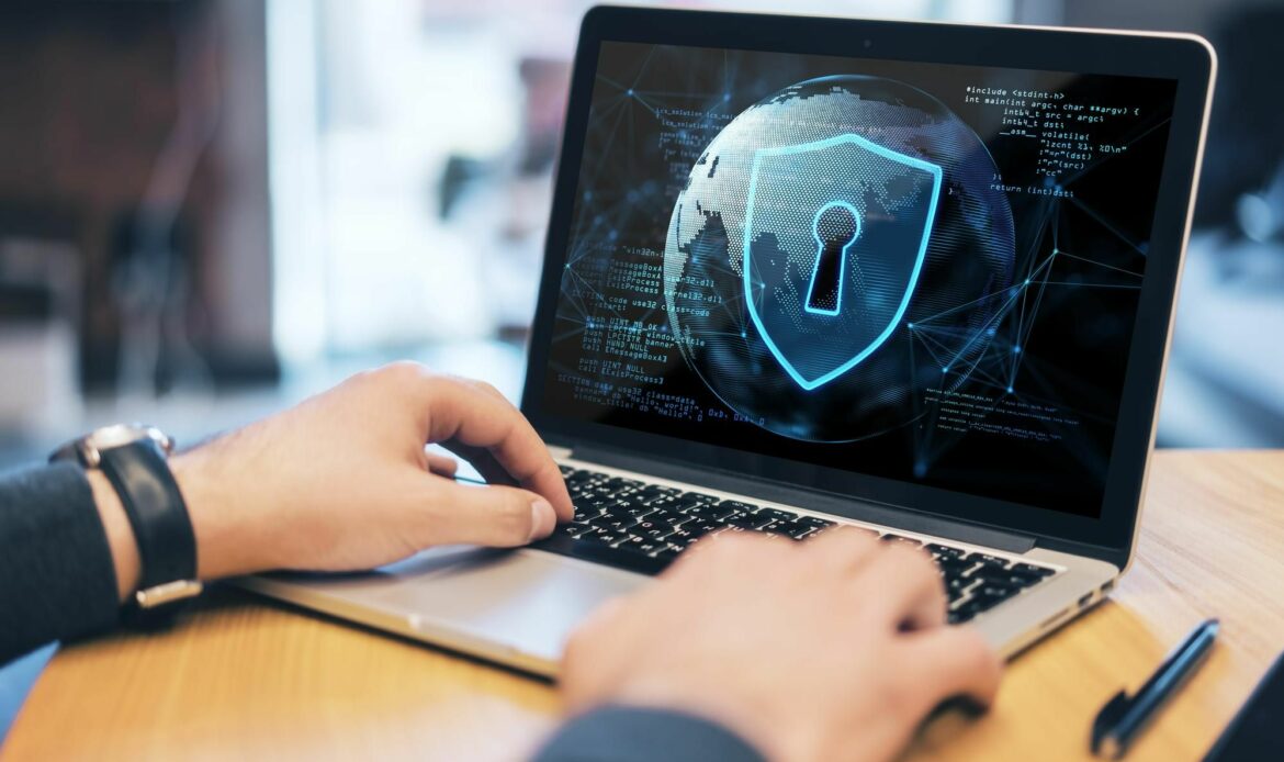 Cdmon avisa de los nuevos riesgos de seguridad en internet: «Tener un antivirus ya no es suficiente»