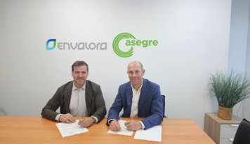 ENVALORA y ASEGRE firman un acuerdo para impulsar la gestión sostenible de los residuos de envases industriales