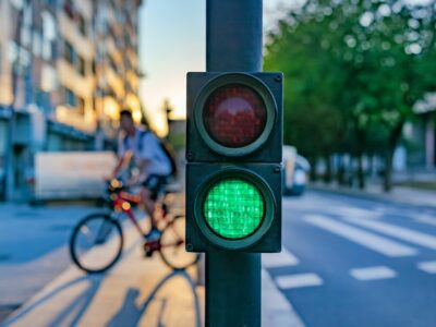 Kapsch TrafficCom anuncia un proyecto piloto de prioridad de semáforos para autobuses públicos en Vitoria
