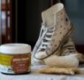 La empresa centenaria Jabones Beltrán ofrece una solución sencilla para conseguir unas zapatillas blancas