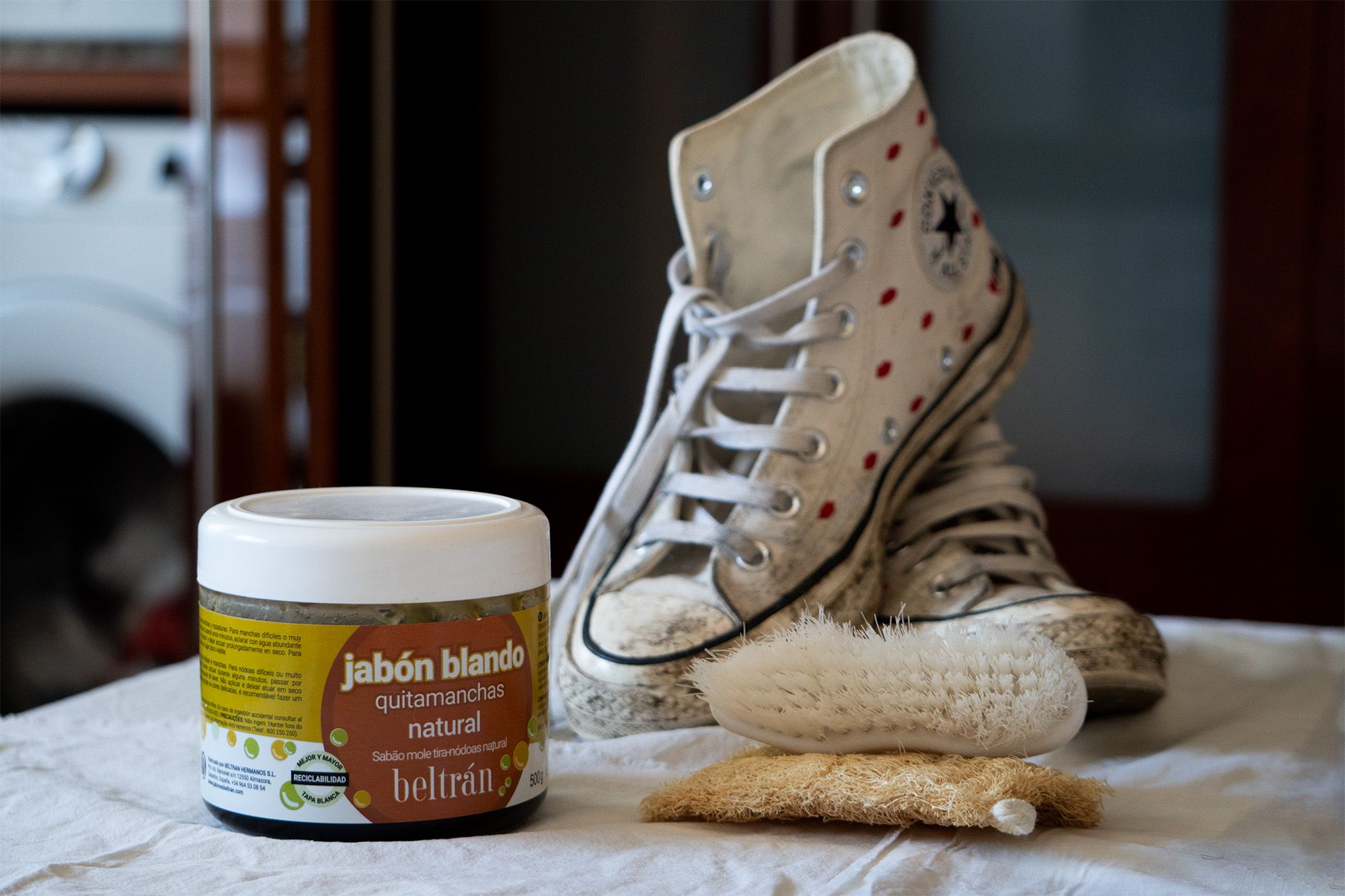 Jabon blando Beltran zapatillas tela 1