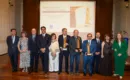 Serrat, Zapatero e Isidro Fainé son los Premios Ernesto Cardenal 2025