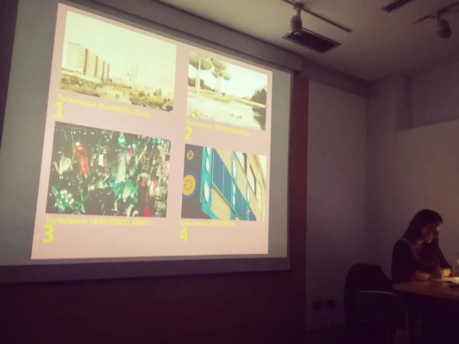 CICLO DE CONFERENCIAS JAB Conferencia fue impartida por Mara Jos Marcos directora del Estudio de Arquitectura MAGICARCH Turbulencias en la gran escala