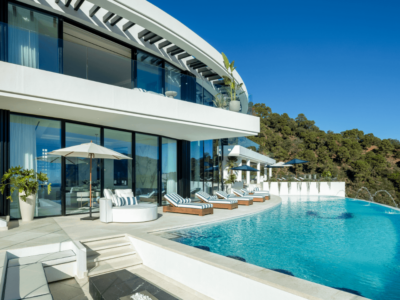 David Vega: 5 innovaciones únicas que están transformando la venta de villas de lujo en Marbella