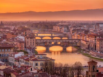 KAYAK: Cómo la temporada media se ha convertido en el momento más inteligente para viajar en 2025