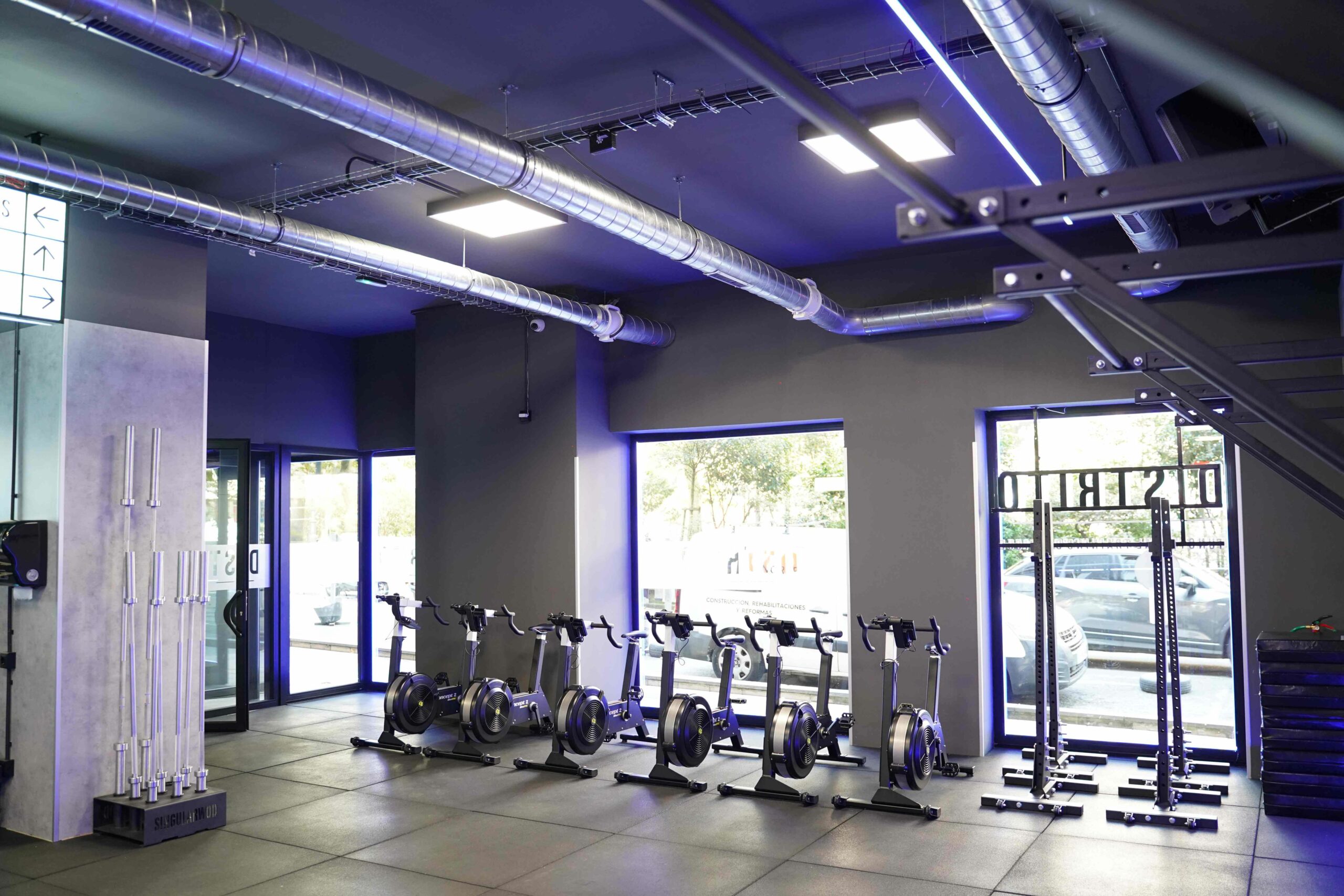 Distrito Estudio inaugura su 16 boutique deportiva en Santander HD scaled