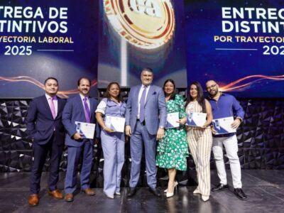 Caja de Ahorros honra la trayectoria de más de 300 colaboradores con el liderazgo de Andrés Farrugia