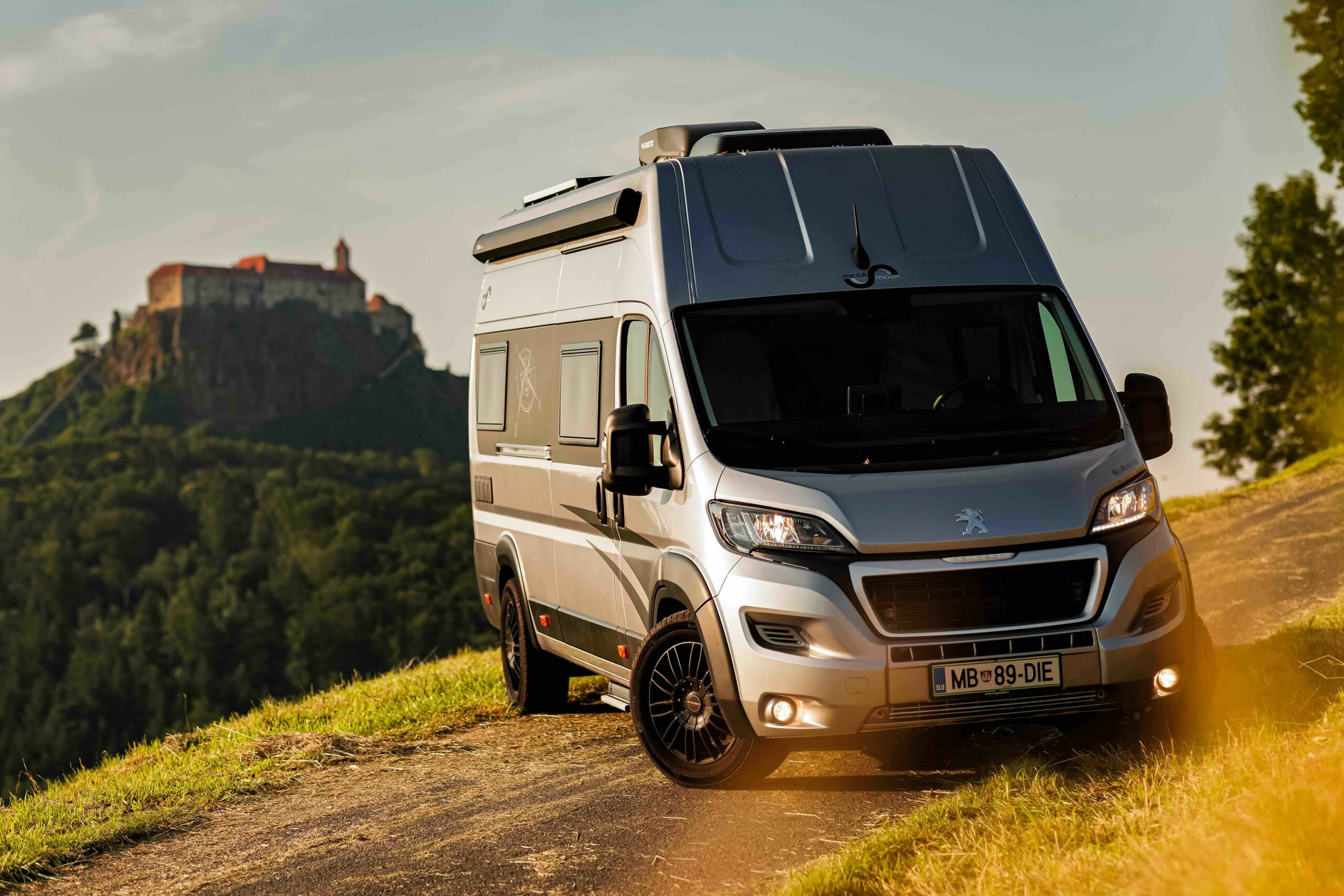 mega mobil tinkervan5 scaled