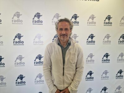 Atman Hub de Conocimiento: liderazgo consciente y transformación empresarial desde el Sahara hasta el Himalaya