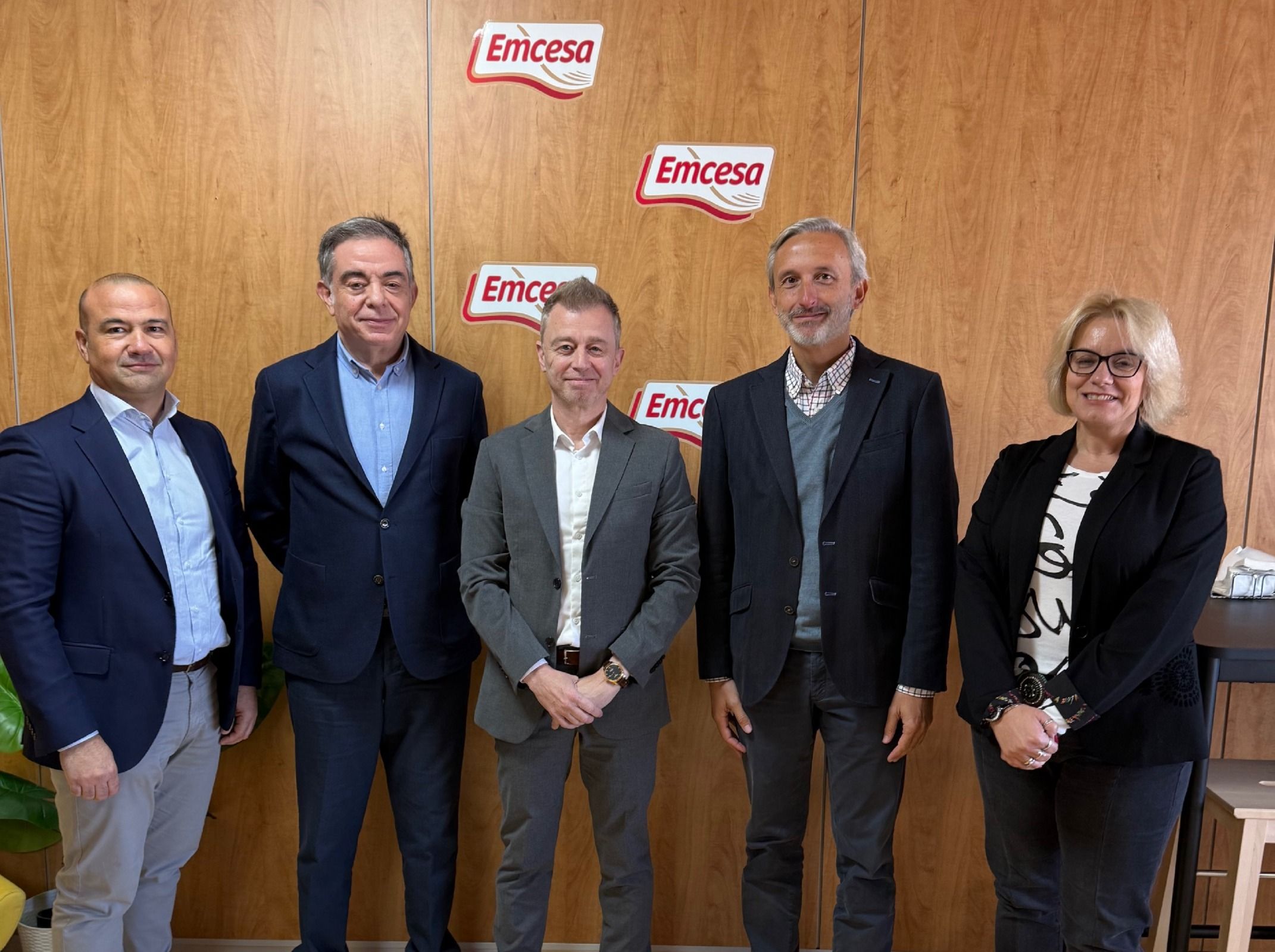 Emcesa recibe la visita de Marcas de Restauración 3 Foto Visita MDR