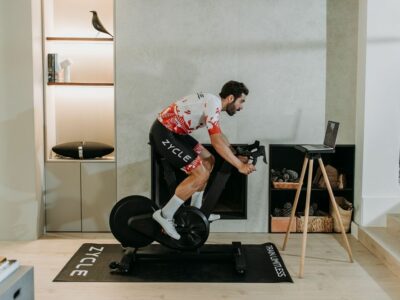 A la venta la ZBike Infinity, la bicicleta indoor de ZYCLE más realista del mercado