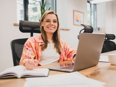 Formación Universitaria lanza su curso online preparatorio para el Título Oficial de Técnico en Gestión Administrativa