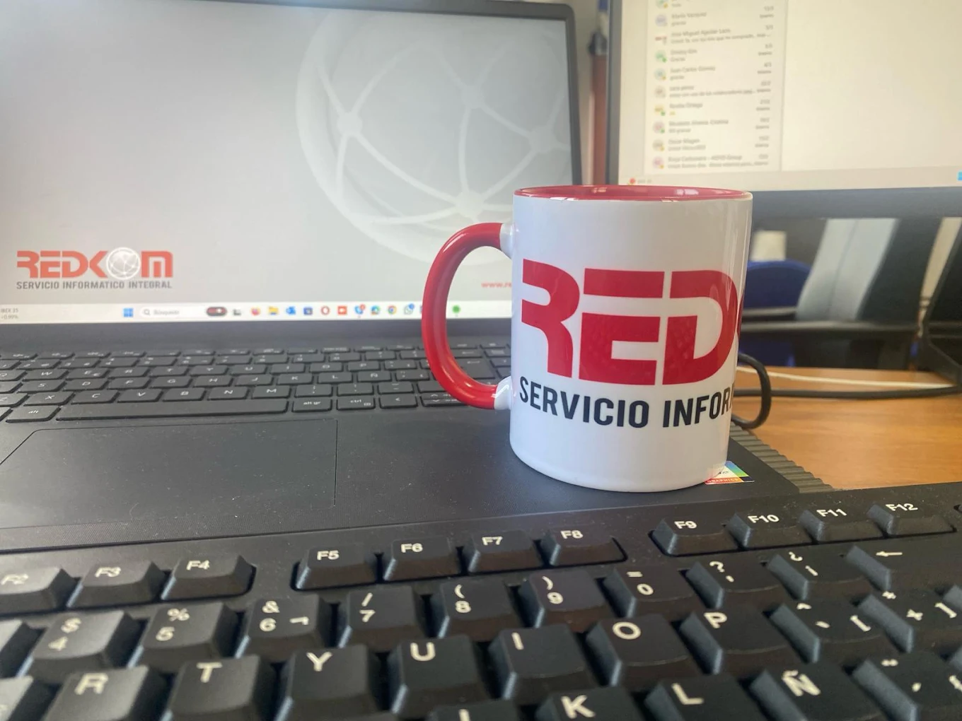 Redkom Computers SL celebra 30 años al servicio de la innovación y la seguridad tecnológica empresarial 3 redkom