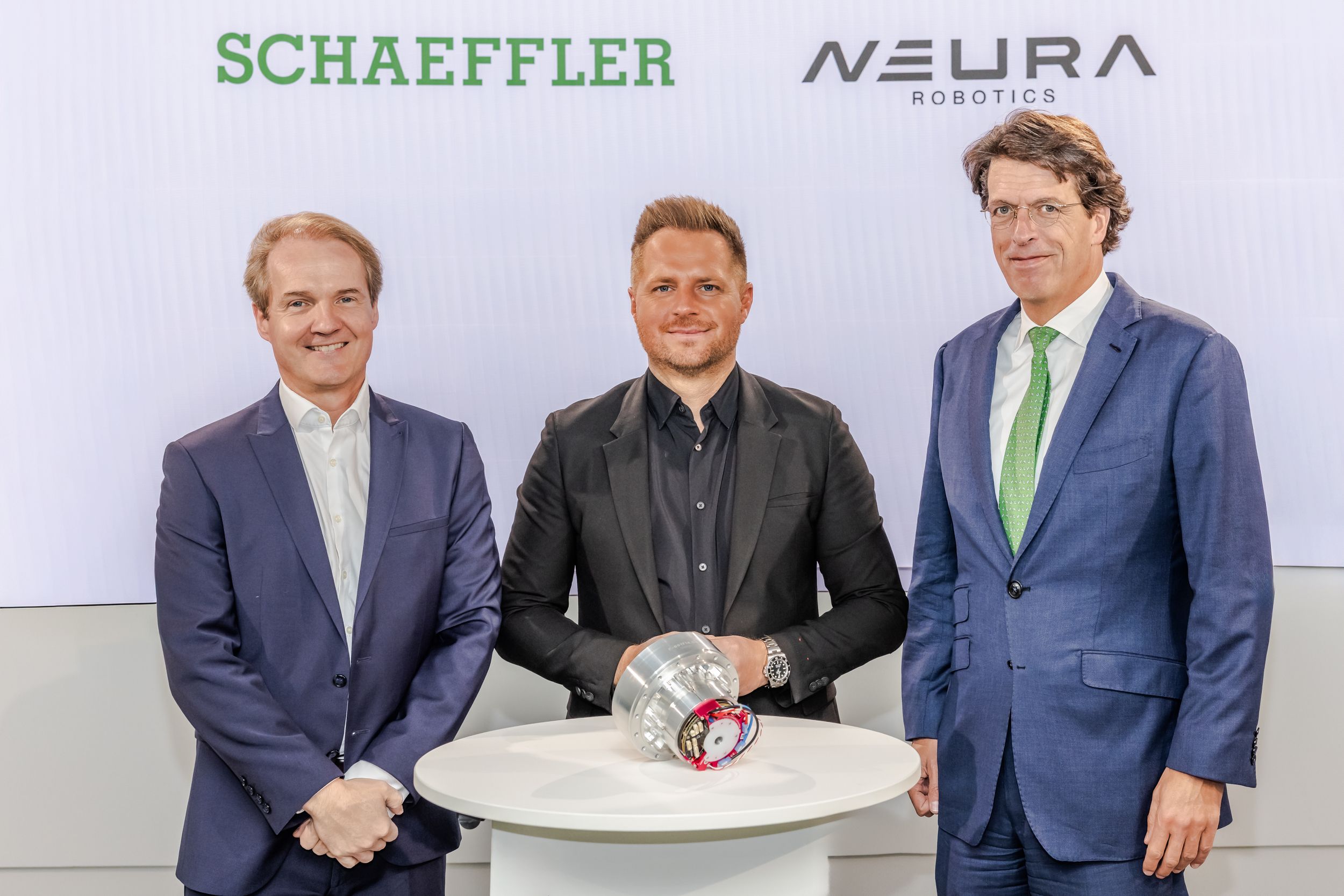 group picture schaeffler neura