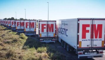 FM Logistic Ibérica refuerza su flota con 40 nuevos tráilers rotulados para consolidar corredores de transporte más robustos
