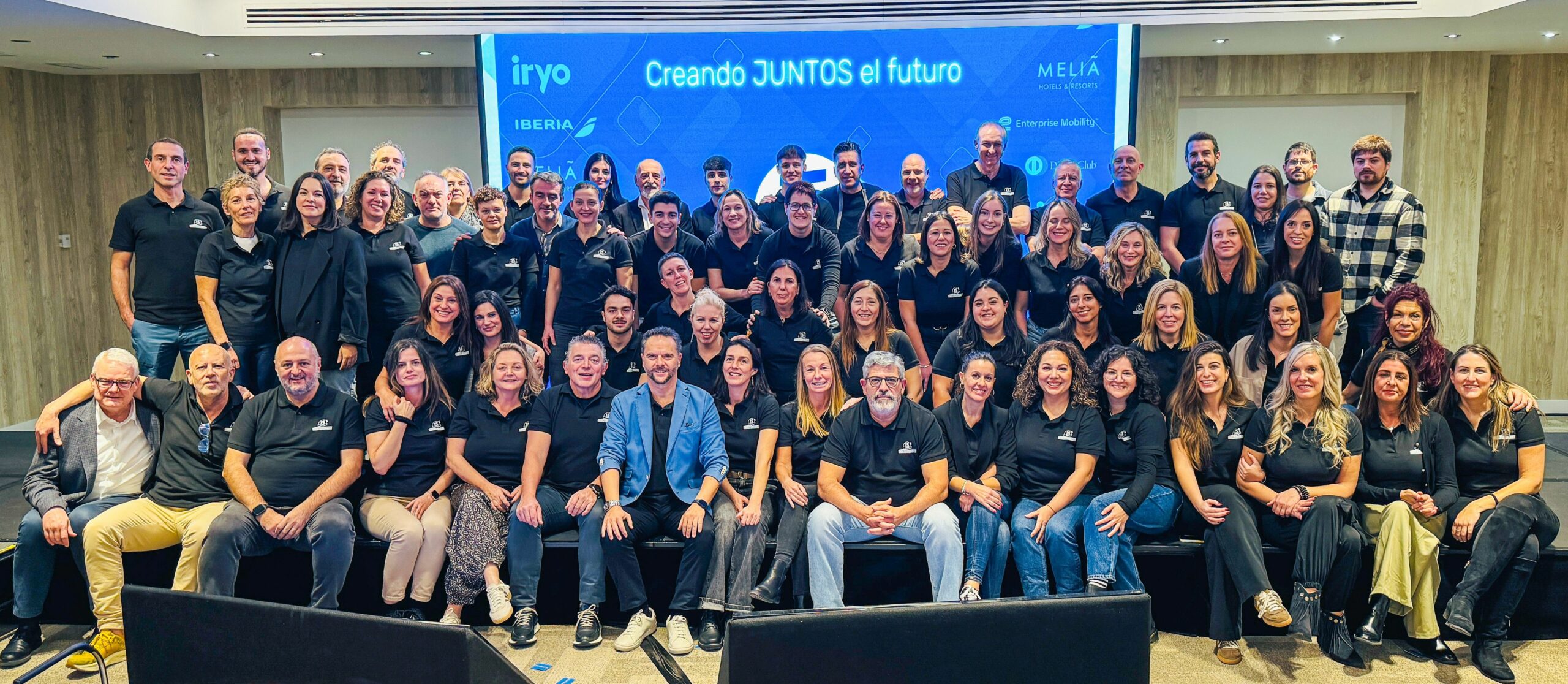 foto convecion consultia sin logo 002 scaled