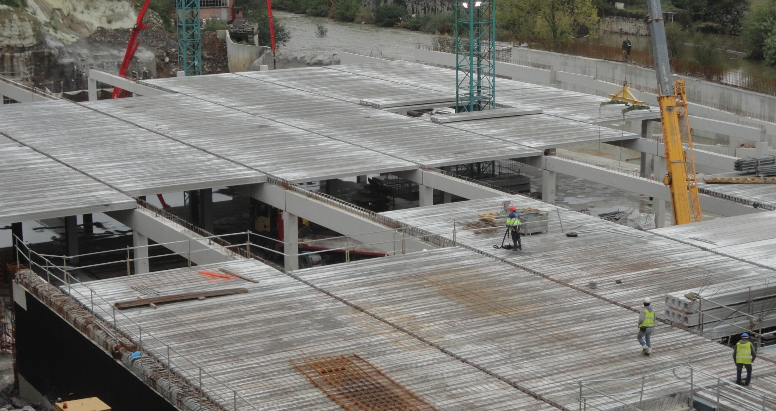 Forjados de placas alveolares PRECON scaled