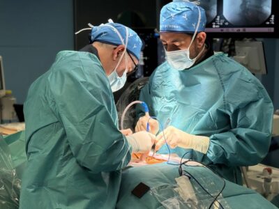 Dr. Nicolás Samprón, jefe del servicio de Neurocirugía de Policlínica Gipuzkoa: «La planificación es la parte más importante de la cirugía de columna»