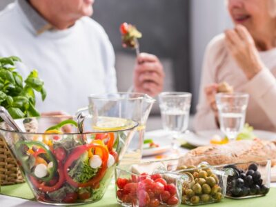 Eider Sánchez, nutricionista de Policlínica Gipuzkoa: «No es obligatorio hacer cinco comidas al día»