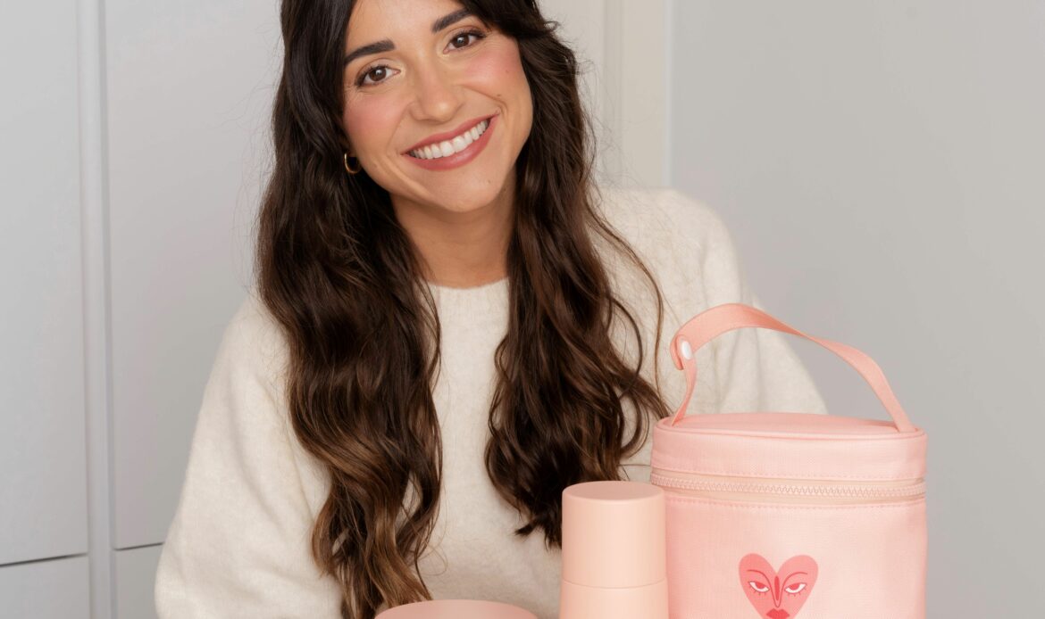 Inicio 61 «Be your own CRVSH»: la colección cápsula de Verónica Díaz y Miniland para el día a día del bebé