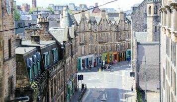 Semana Santa 2026: los destinos más buscados y dónde pueden ahorrar más los españoles según KAYAK