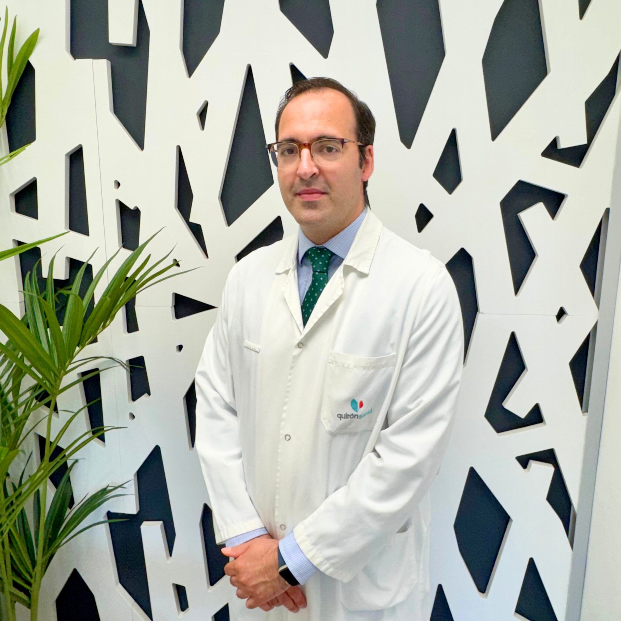 Dr Juan Martinez 2048x2048 1