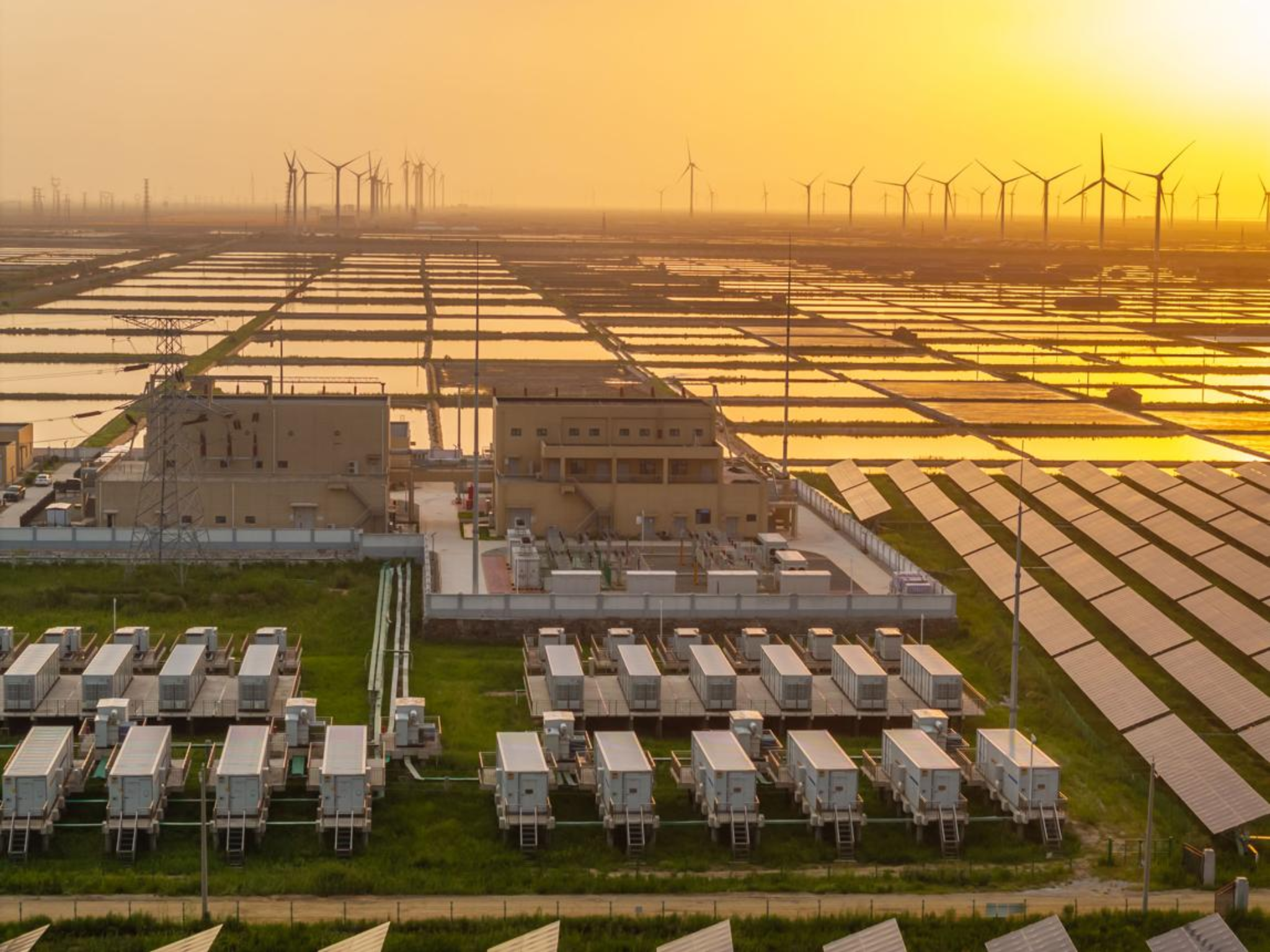 20260415 AleaSoft hibridacion renovables