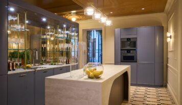 Küppersbusch viste el espacio de Schmidt en Casa Decor con su gama MattBlack