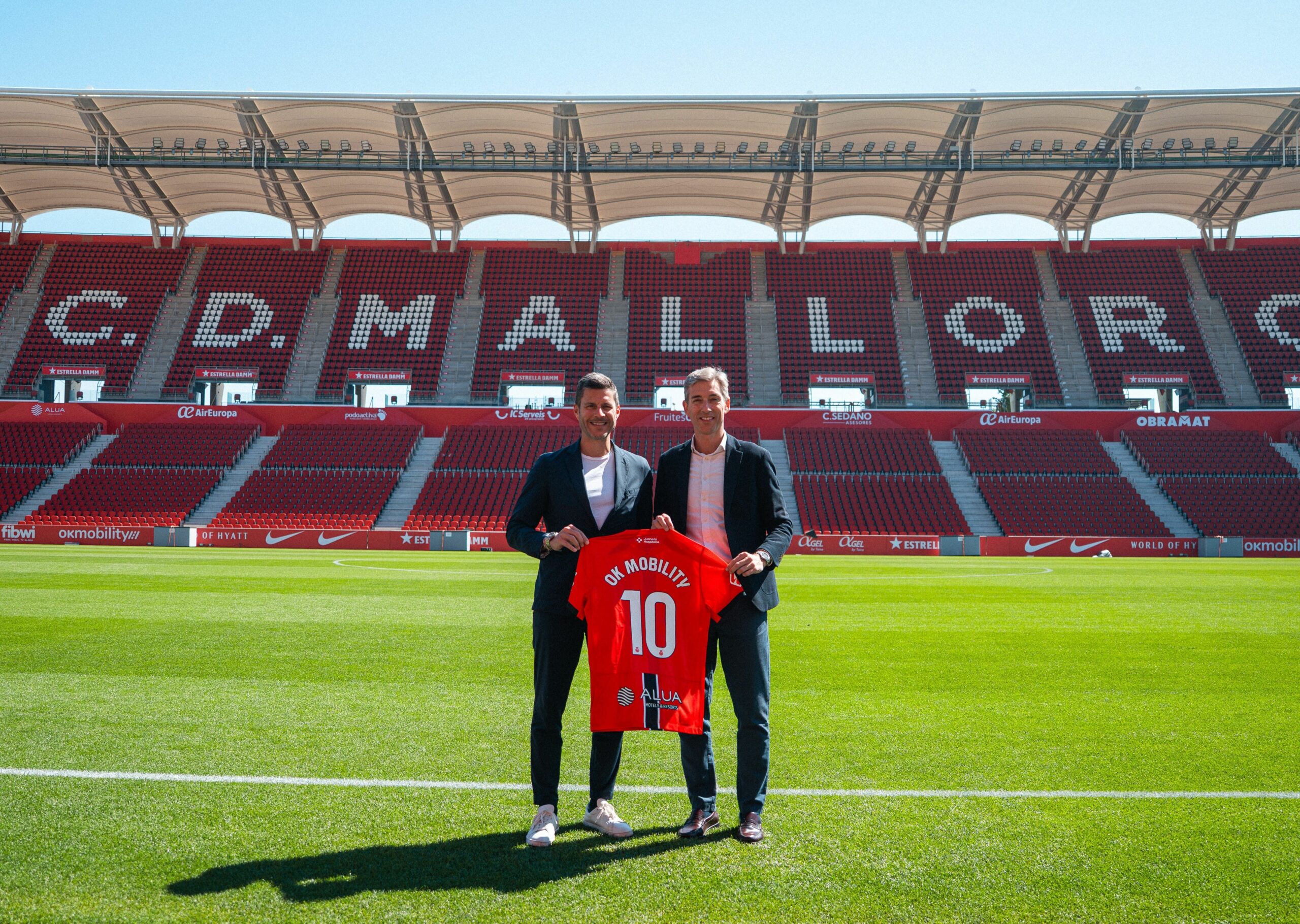 Othman Ktiri Presidente Ejecutivo y Fundador OK Mobility Alfonso Daz CEO Corporativo RCD Mallorca 1 scaled