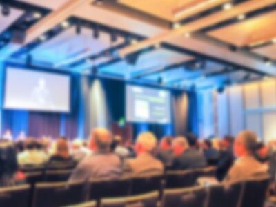 Conferenciantes para empresas: cómo MT Consulting conecta marcas con voces capaces de inspirar