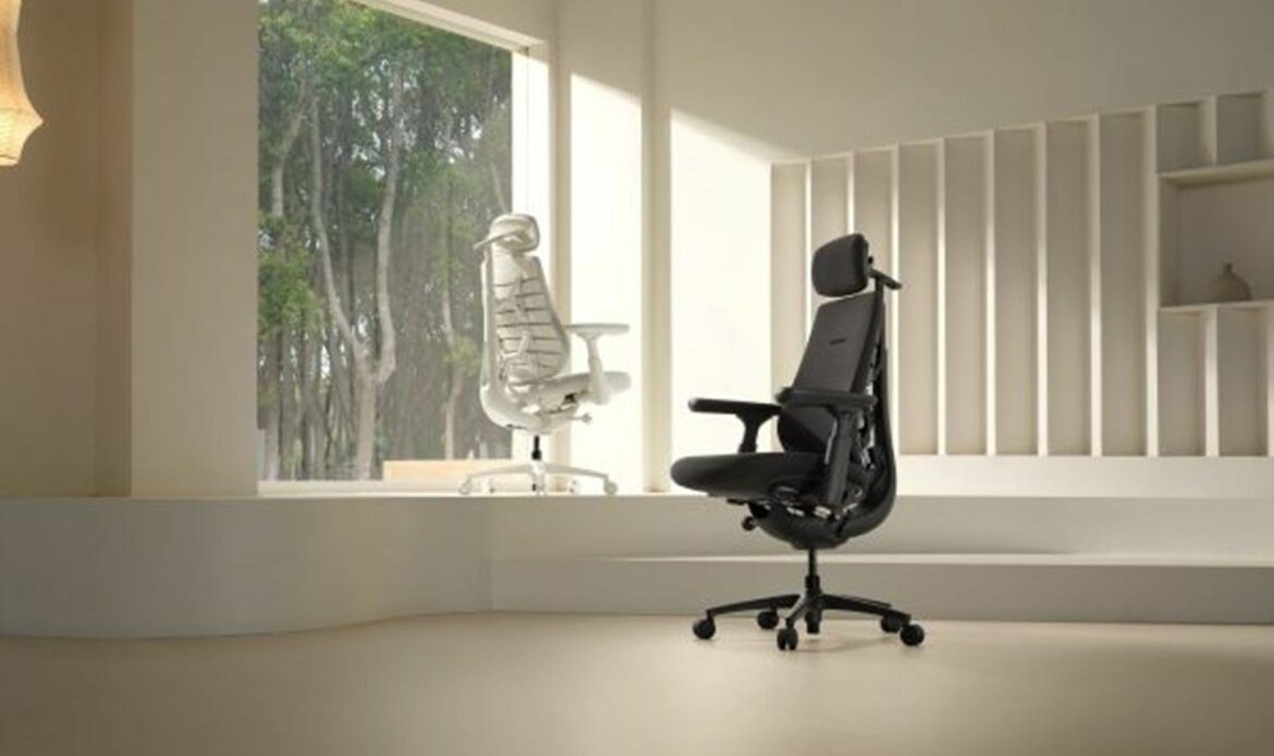 Inicio 61 Triple lanzamiento de LiberNovo: SE, Pro y Maxis introducen la ergonomía dinámica para todo tipo de cuerpos