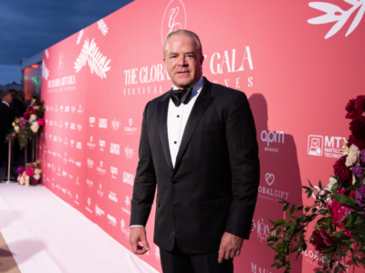 Raúl Rocha Cantú amplía su actividad empresarial desde la industria mexicana al negocio global