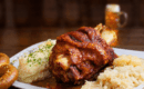 Inicio 61 El restaurante madrileño Krüger consolida su oferta gastronómica basada en el codillo alemán