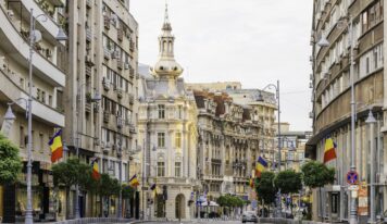 Los viajes en temporada media se consolidan: KAYAK revela las tendencias de viaje de los españoles