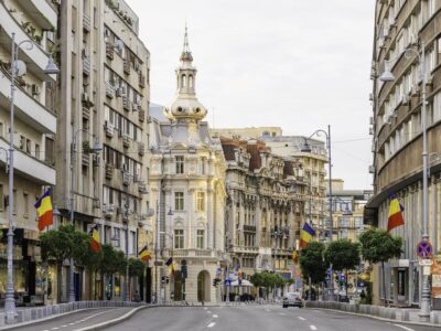 Los viajes en temporada media se consolidan: KAYAK revela las tendencias de viaje de los españoles